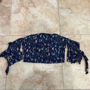 Cute elastic crop top